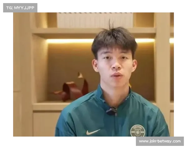中国留洋小将王钰栋加盟瑞士超级联赛 签约三年开启新征程 中国留洋小将王钰栋加盟瑞士超级联赛 签约三年开启新征程